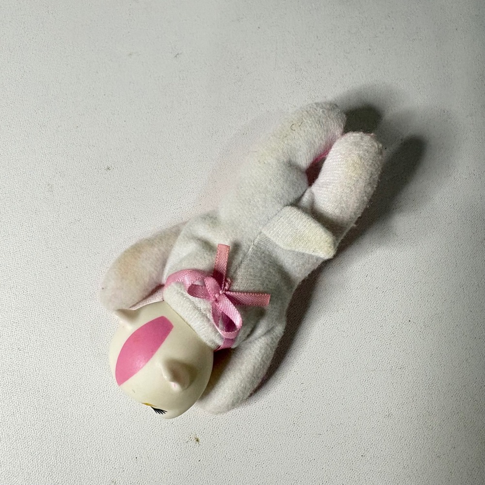 Vintage Kitty Surprise Replacement Kitten White Pink Sleeping Plush 1990s